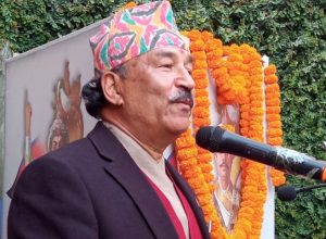 बालेनले पूर्वराजा ज्ञानेन्द्रलाई जरिवाना तिराउने पत्र काट्नु हास्यास्पद : कमल थापा