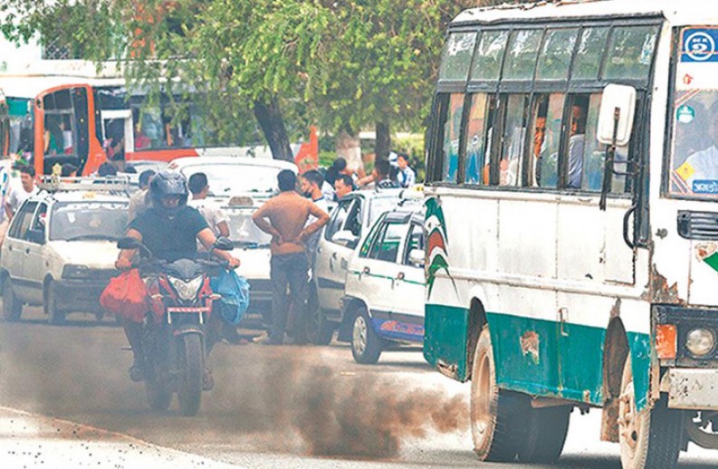 बढी धुवाँ फाल्ने सवारीसाधन विस्थापित गर्न निर्देशन