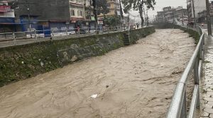 काठमाडौं नदी किनारका वासिन्दालाई चेतावनी