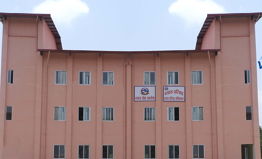 चार उच्च अदालतमा मुख्य न्यायाधीश नियुक्त