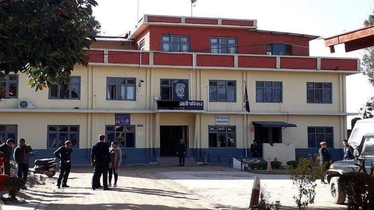 भक्तपुरमा जुवाखालबाट नौ लाखसहित २७ जना पक्राउ