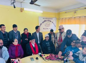 सरकार ढाल्ने काममा माओवादीको रुचि छैन : प्रचण्ड