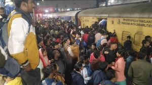 दिल्ली रेलवे स्टेशनमा भागदौडमा परी मृत्यु हुनेको संख्या १८ पुग्यो