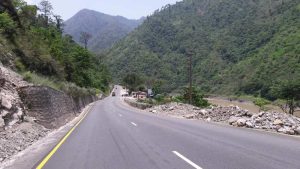 मुग्लिन–नारायणगढ खण्डको वैकल्पिक सडकको ‘ट्रयाक’ खोल्ने काम सुरु