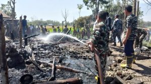 बस्तीमा आगलागी हुँदा बालिकाको जलेर मृत्यु