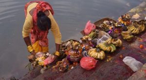चैती छठ : खरना पर्व मनाइँदै