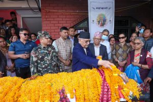 प्रधानमन्त्रीद्वारा पूर्वराजदूत कोइरालाप्रति श्रद्धाञ्जली अर्पण