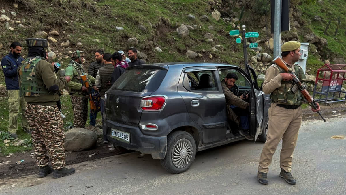 एक नेपालीसहित २८ जनाको निर्मम हत्या