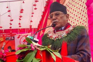 संविधानको समीक्षा गर्नुपर्ने बेला आयो : प्रचण्ड