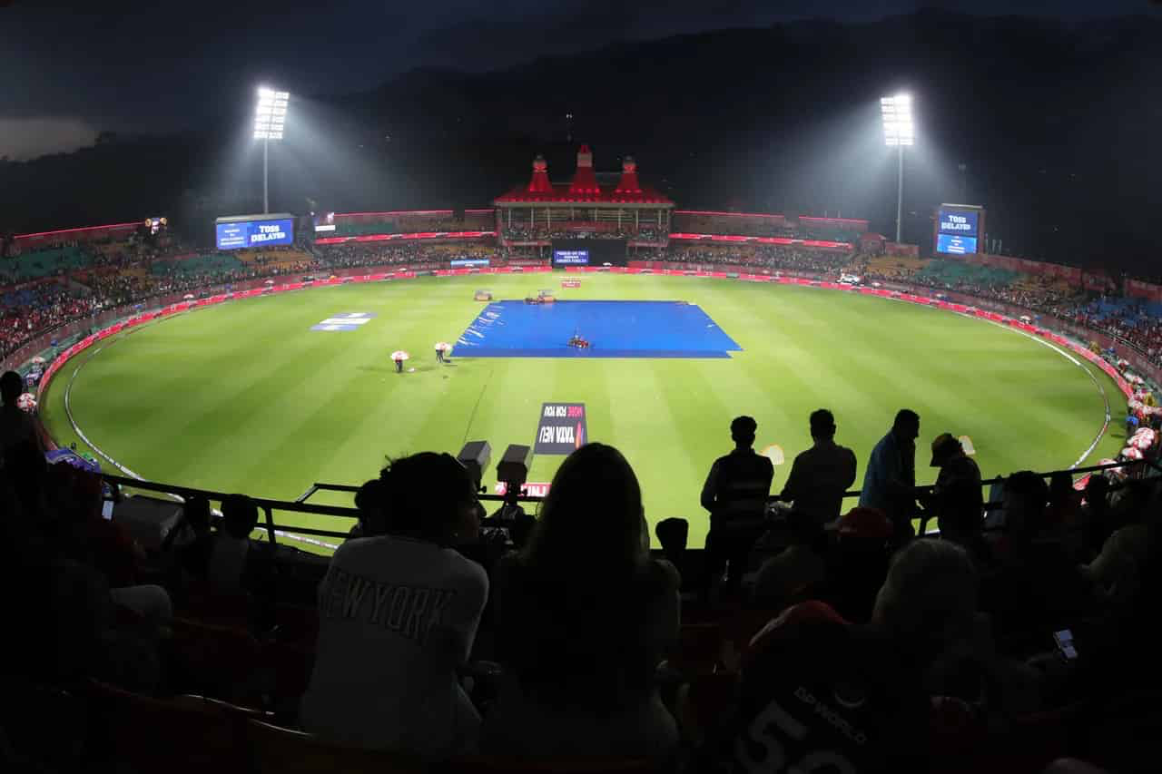 आईपीएलको खेल रद्द, पीएसएल यूएईमा सारियो