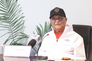 “घरझगडा घरभित्र बसेर गर्नुस्, आँगनमा निस्केर तमासा गरेर छिमेकीलाई डिस्टर्ब नगर्नुस्”