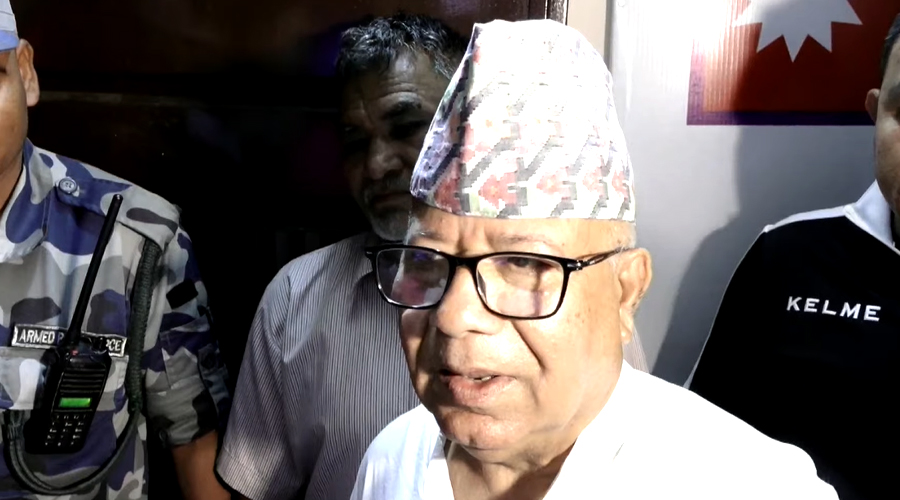 माधवकुमार नेपाल अध्यक्षकै रूपमा रहने नेकपा एसको निर्णय