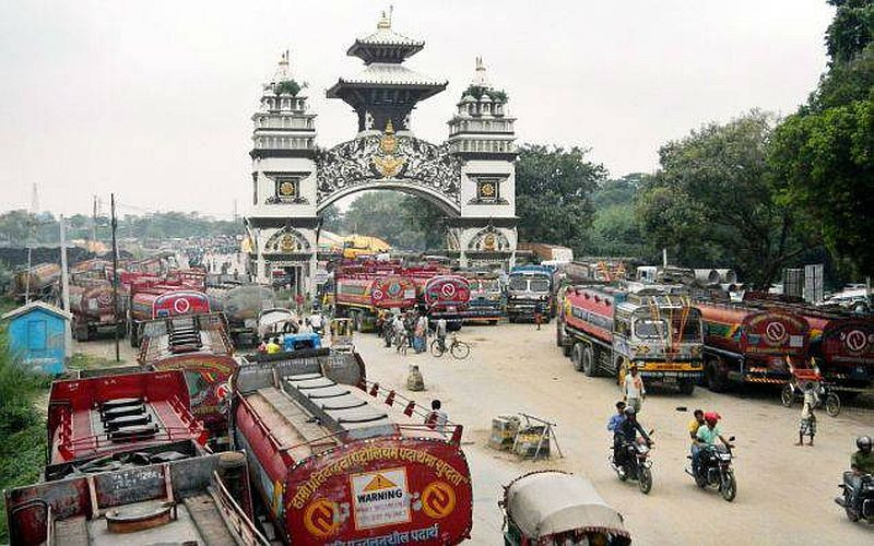 भारतकै भरमा वीरगञ्ज — आयात ४ खर्ब नाघ्दा, निर्यात १ खर्ब पनि पुगेन