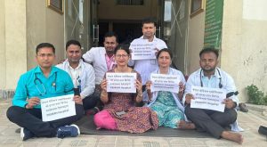 उपभोक्ता अदातलको फैसलाको विरोधमा अस्पतालहरूमा आकस्मिकबाहेकका सेवा बन्द