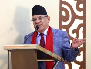 अहिले नेपालको मुख्य दुस्मन राजतन्त्र होइन : प्रचण्ड