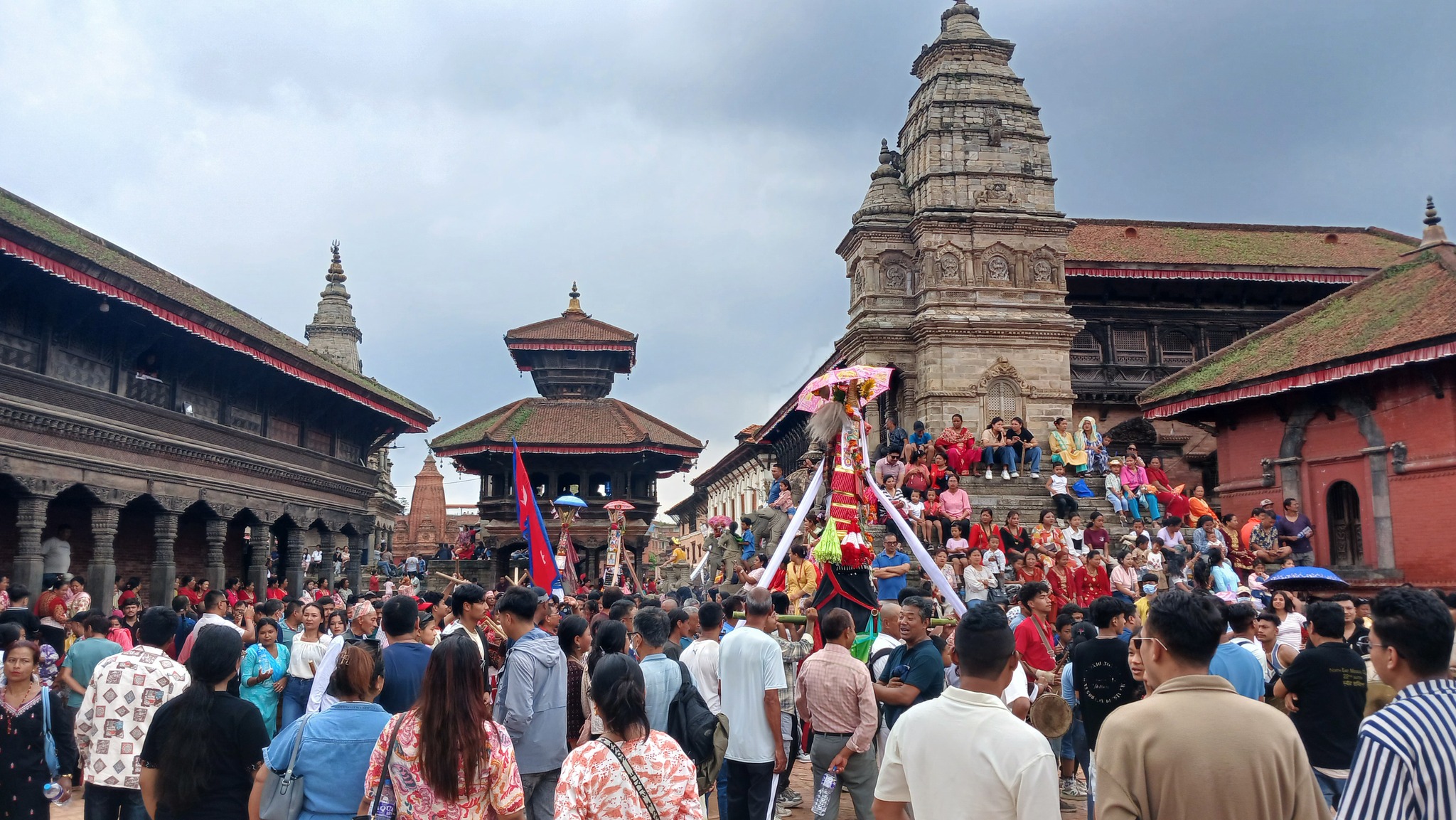 भक्तपुरकाे गाईजात्रा (फोटो फिचर )