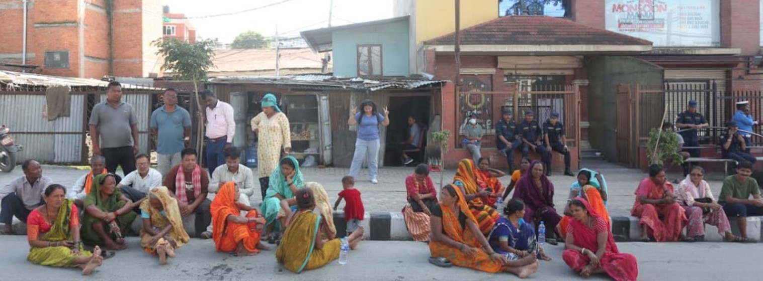 मिटरब्याज पीडितको माइतीघरमा प्रदर्शन