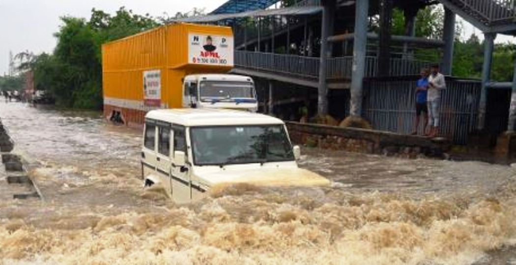 पञ्जाबको एक हजार गाउँ विनाशकारी बाढीबाट डुबान