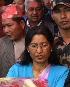 झलनाथकी पत्नी रविलक्ष्मीको शल्यक्रिया गर्ने तयारी