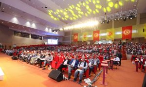 ओलीलाई अध्यक्ष बन्ने बाटो खोल्दै एमालेको विधान अधिवेशन अन्त्य