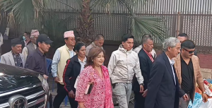 कांग्रेस सभापति देउवा दम्पती सिंगापुर प्रस्थान