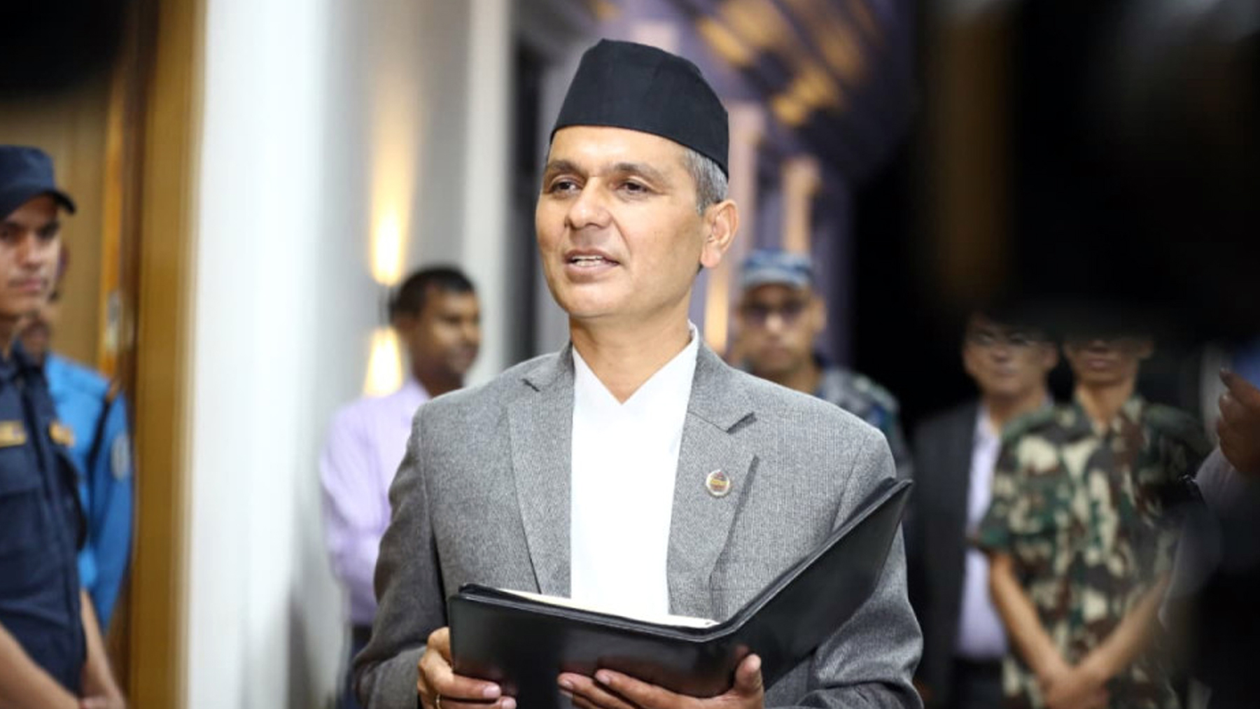 आफ्नै कारणले पूर्वमन्त्री खड्का सार्वजनिक भएको गृहमन्त्री अर्यालको दावी