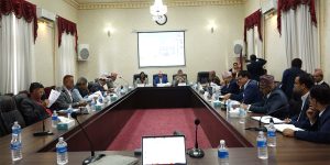 निर्वाचनबारे आयोगका पूर्वपदाधिकारीसँग परामर्श