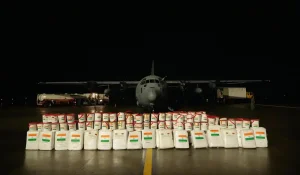 भारतले श्रीलंकामा पठायो १२ टन राहत सामग्री