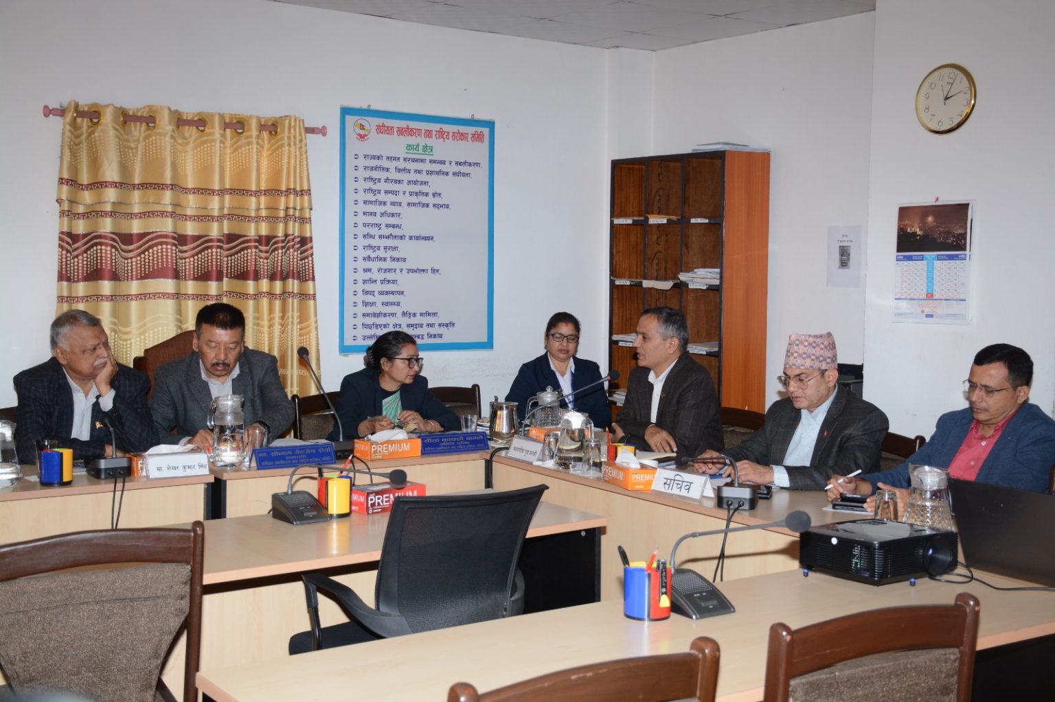 विदेशमा रहेका नेपालीलाई मताधिकार दिन गृहकार्य