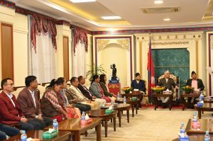 लोकतन्त्र द्वन्द्वमा नभई संवादमार्फत बलियो हुने : राष्ट्रपति