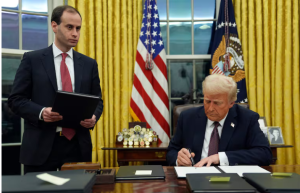 एप्स्टिन प्रकरण फाइल खोल्ने विधेयकमा राष्ट्रपति ट्रम्पद्वारा हस्ताक्षर