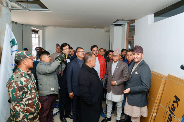 प्रमुख तीन दलका क्षतिग्रस्त कार्यालयहरुको अवलोकन-निरीक्षण