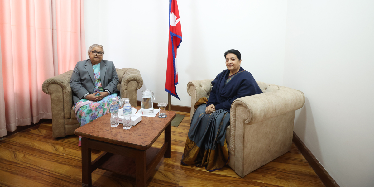 प्रधानमन्त्री कार्की र पूर्वराष्ट्रपति भण्डारीबीच भेट