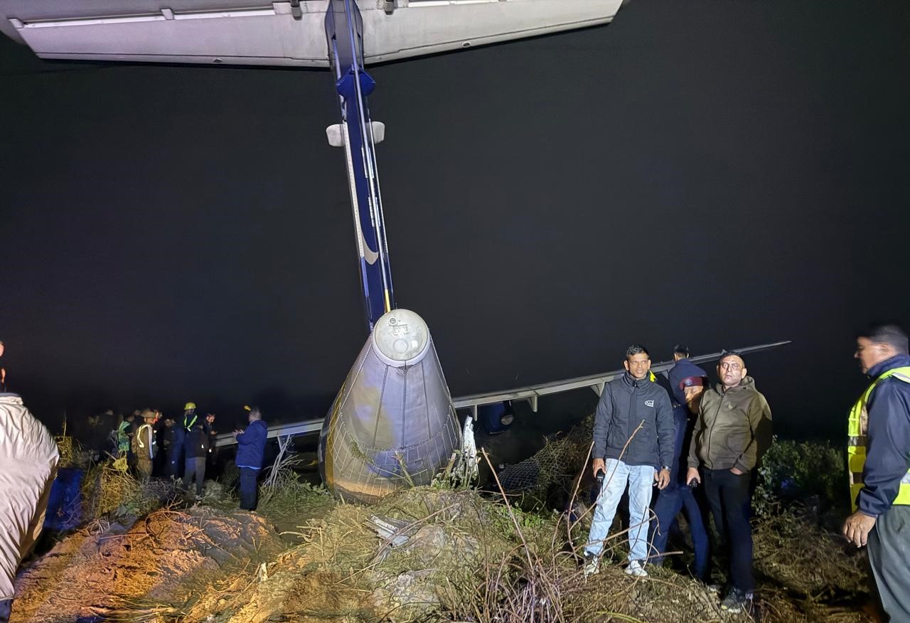 बुद्ध एअरको विमान दुर्घटनामा चालक दलका एक जनासहित सात यात्रु घाइते