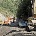 बिपी राजमार्गमा यातायात सञ्चालनमा रोक