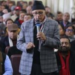 डा. शेखरले गगनलाई भने, “केही चोइटिएर गए होलान्”