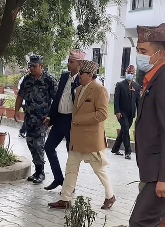 फागुन १ गते पूर्वराजाको स्वागत गर्न एअरपोर्टमा आउन आह्वान