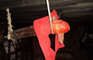 भक्तपुरमा भीमसेनको लिङ्ग झुण्ड्याएर होली पर्व सुरु