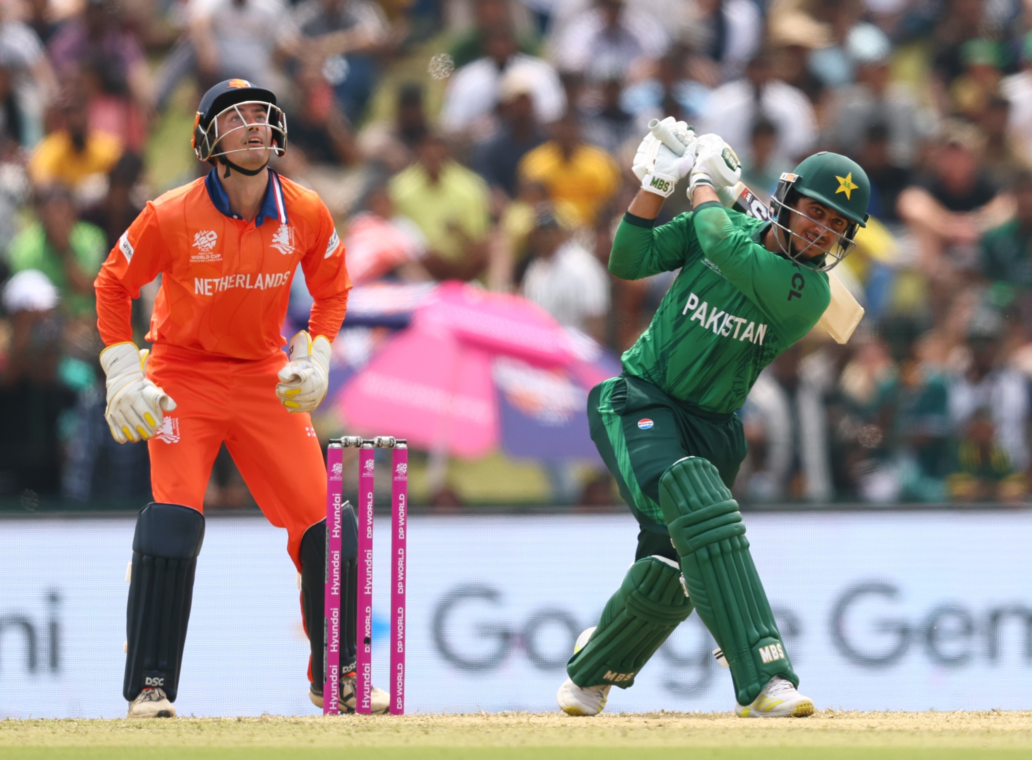 नेदरल्याण्ड्समाथि पाकिस्तानको जित