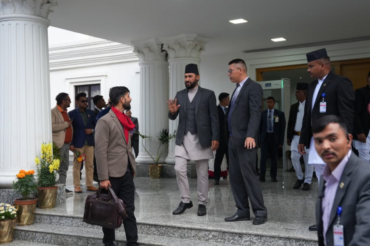 बालेन ५ वर्षे प्रधानमन्त्री, कुनै आलोपालो छैन : रवि