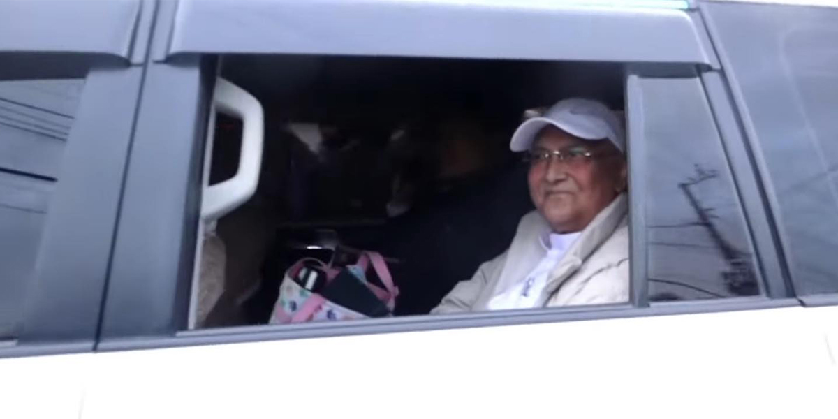 अन्तत: ओली र लेखक एकाबिहानै पक्राउ