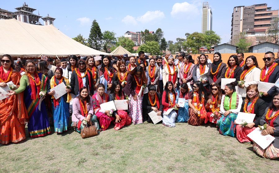 समानुपातिक तर्फको प्रमाणपत्र वितरण