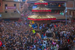 भक्तपुरमा पहिलोपटक महिलाले मात्र ताने भद्रकालीको रथ