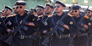 इरानले अमेरिकालाई भन्यो समुद्री डकैती