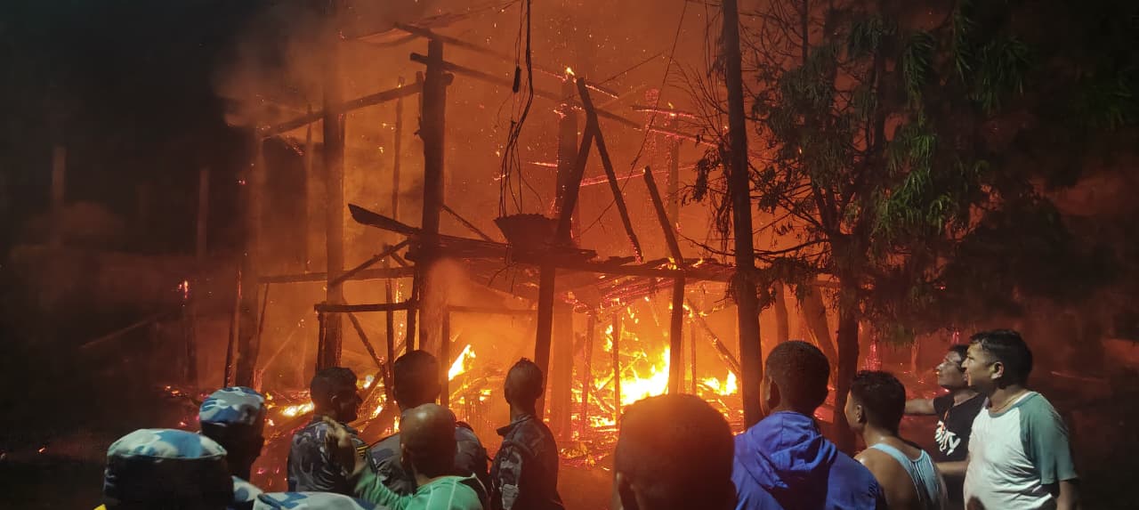 बेल्टार बजारमा आगलागी हुँदा दुई जनाको मृत्यु