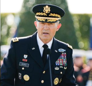 अमेरिकी सेना प्रमुख बर्खास्त