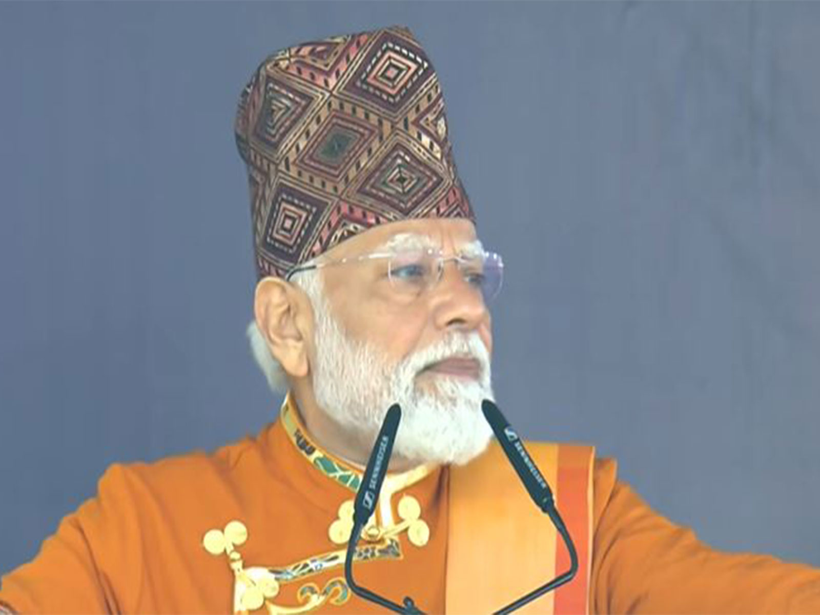 ढाका टोपी लगाएका मोदीले भने, सिक्किम भारतको अष्टलक्ष्मी