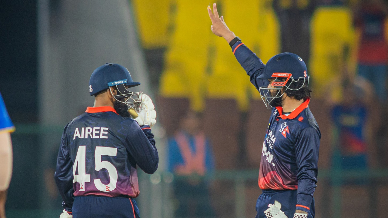 नेपाल ८ विकेटले विजयी, सिरिज बराबर