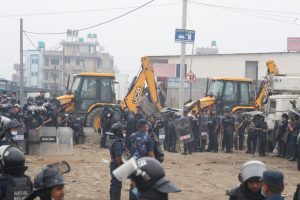 १८ सय प्रहरीको कमाण्डमा मनोहरामा सुकुमबासी अपरेशन