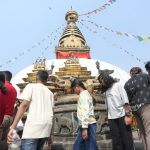 बुद्ध जयन्तीमा बौद्ध गुम्बामा श्रद्धालुको घुइँचो
